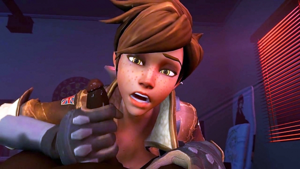 Героиня Overwatch в экстазе: трахается с негром и принимает сперму в киску!